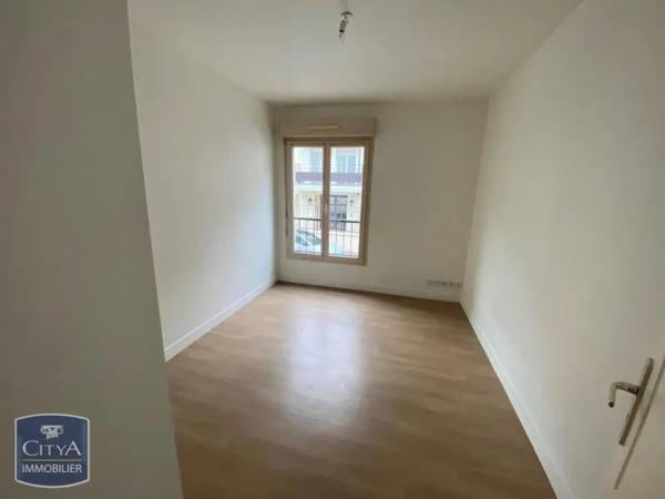 Appartement à louer 3 pièces 58.14m² Saint-Cyr-l'École (78210)