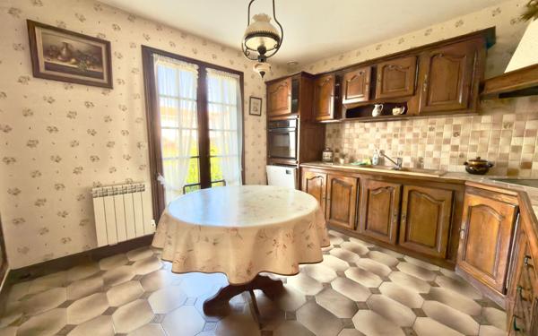 Maison à vendre    6 pièces • 134,78 m2 Poitiers