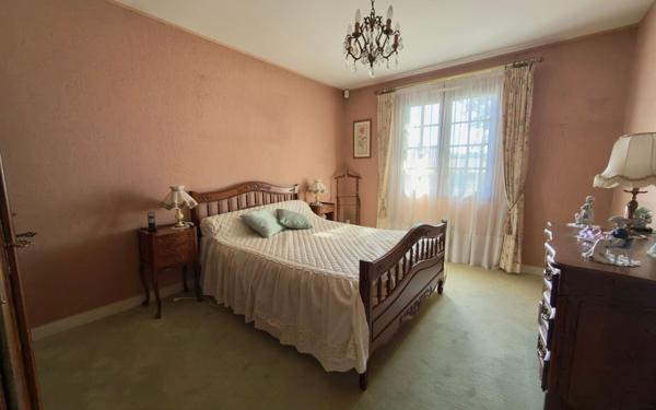 Maison à vendre    6 pièces • 134,78 m2 Poitiers