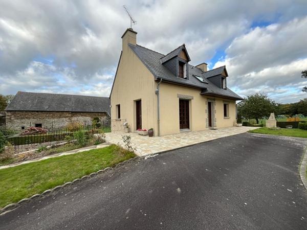 Maison Saint Broladre 6 pièce(s) 123 m2