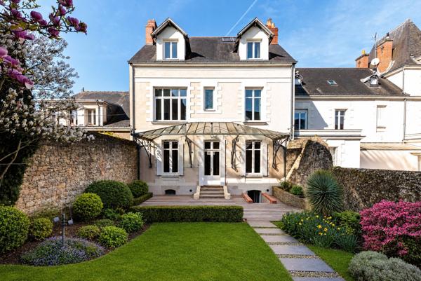 Acheter Maison 8 pièces - 260 m²