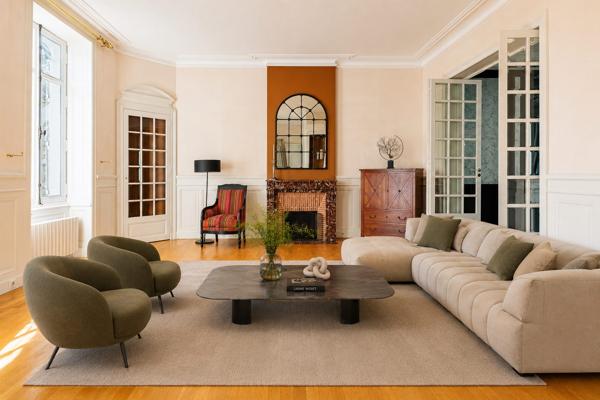 Acheter Maison 8 pièces - 260 m²