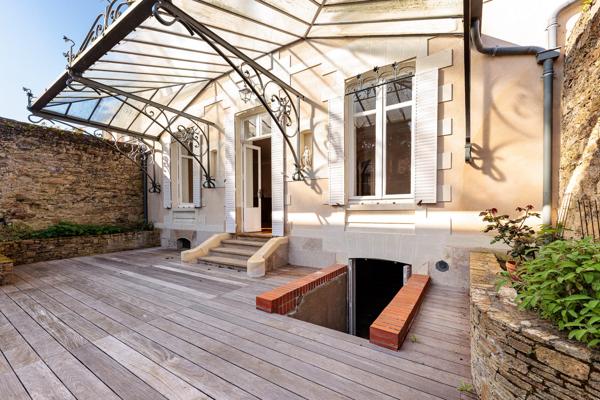 Acheter Maison 8 pièces - 260 m²