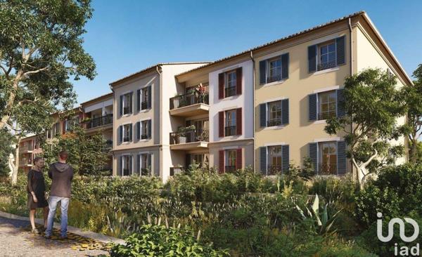 Appartement 2 pièces de 47 m² à Roquefort-les-Pins (06330)