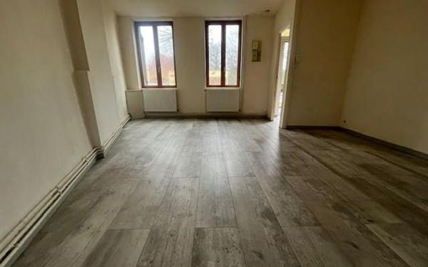 Maison à vendre    2 pièces • 60 m2 Saint-Saulve