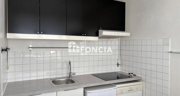 Location Studio meublé 29.94 m² - Paris 75012