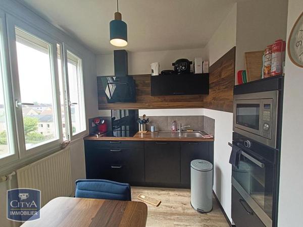 Appartement à louer 2 pièces 50.26m² Le Mans (72000)