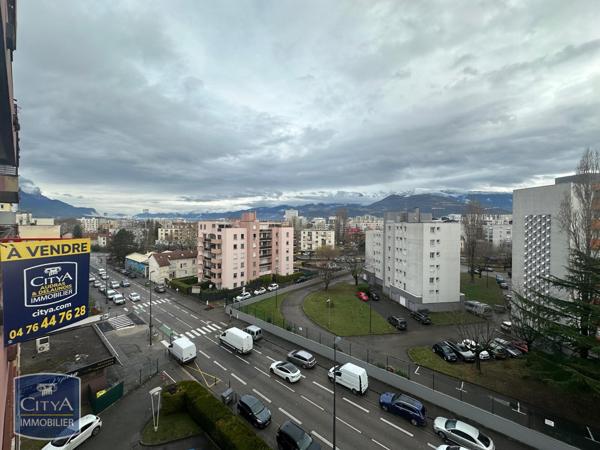 Appartement à vendre 5 pièces 101m²