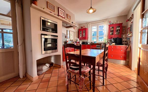 Maison à vendre    7 pièces • 210,35 m2 Villeneuve-lès-Avignon