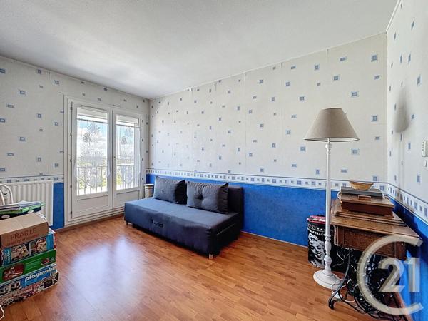 Appartement F5 à vendre  5 pièces - 93,38 m2 COMPIEGNE - 60