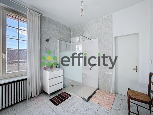 Maison 9 pièces - 214 m²