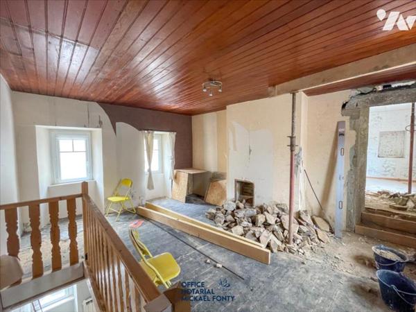 COUTANCES Maison de ville avec un terrain