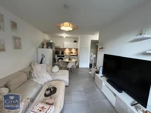 Appartement à louer 2 pièces 37.25m² Toulon (83000)