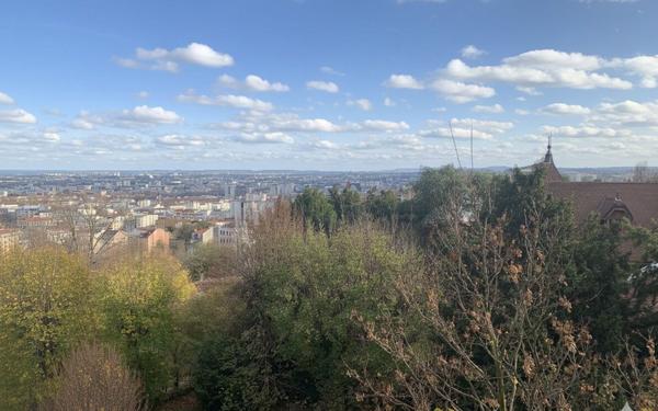 Appartement à vendre    3 pièces • 74 m2 Lyon 5