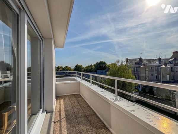 Proche Lafayette, Appart 90m² dernier étage, 3 chambres 