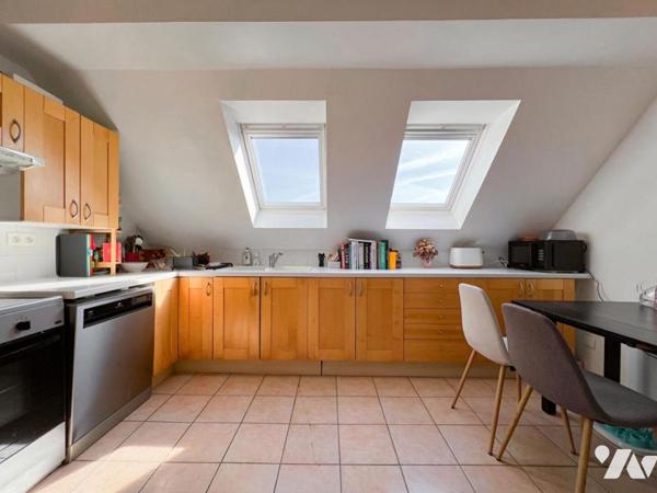 Proche Lafayette, Appart 90m² dernier étage, 3 chambres 