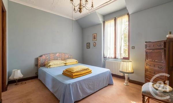 Maison à vendre  9 pièces - 278 m 2   PONTOISE  - 95