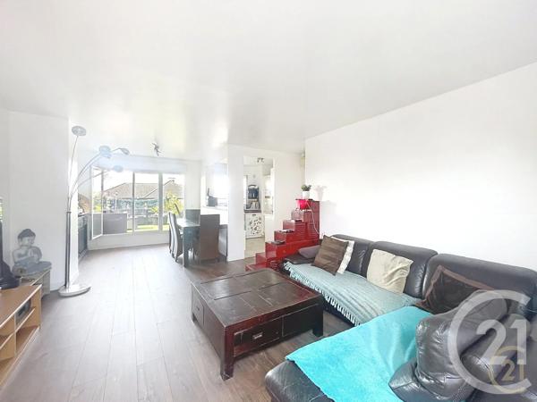 Appartement F6 à vendre  6 pièces - 95 m 2   BONDY  - 93