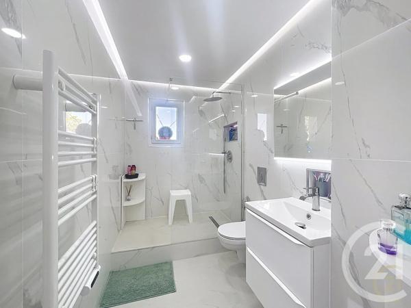Appartement F6 à vendre  6 pièces - 95 m 2   BONDY  - 93