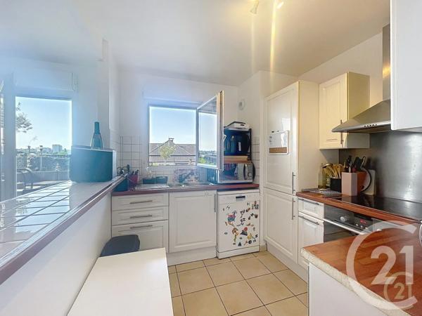 Appartement F6 à vendre  6 pièces - 95 m 2   BONDY  - 93