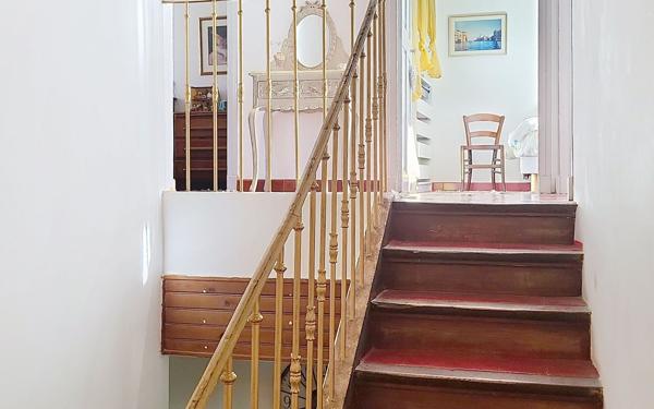 Maison à vendre    4 pièces •  Orange