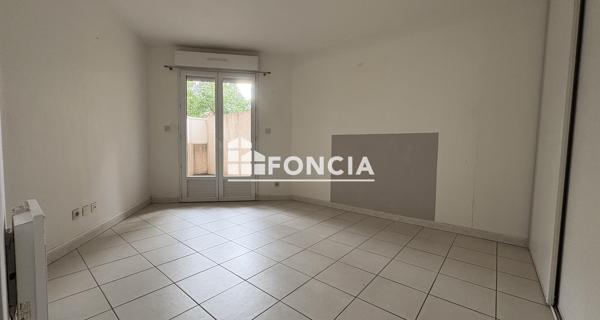 Location Appartement 2 pièces 42.11 m² - Toulon 83100
