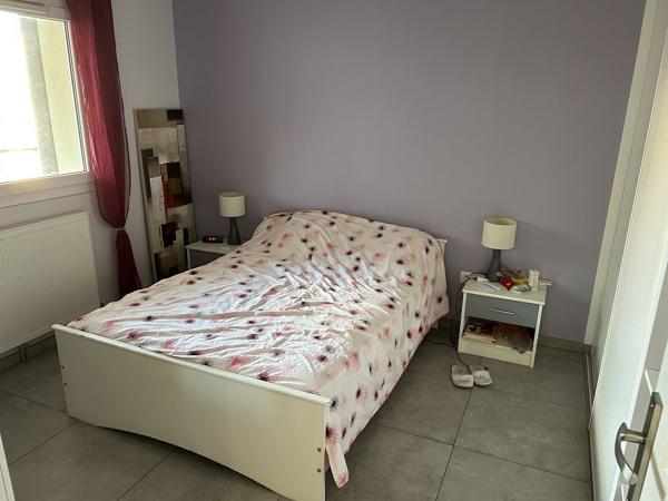 Appartement F2 - CHAZELLES SUR LYON