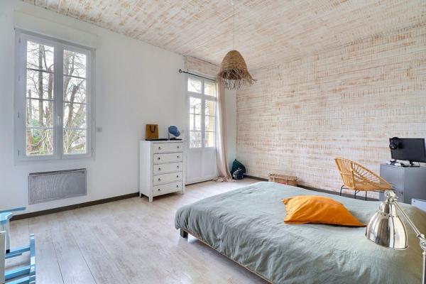 Maison de caractère avec salle de réception