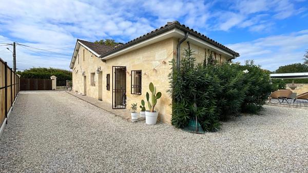 Maison de caractère avec salle de réception