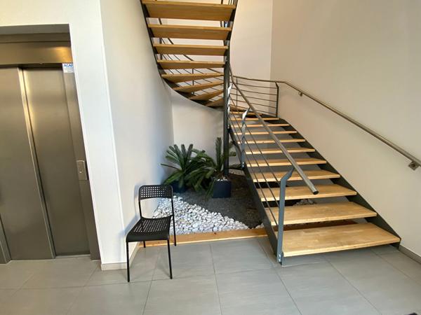 Location bureau Castelnau-le-Lez - 293 m² - 4 501 €/mois