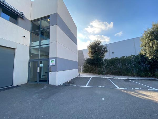 Location bureau Castelnau-le-Lez - 293 m² - 4 501 €/mois