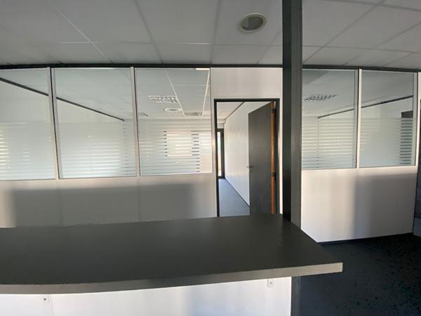 Location bureau Castelnau-le-Lez - 293 m² - 4 501 €/mois