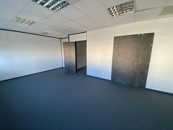 Location bureau Castelnau-le-Lez - 293 m² - 4 501 €/mois