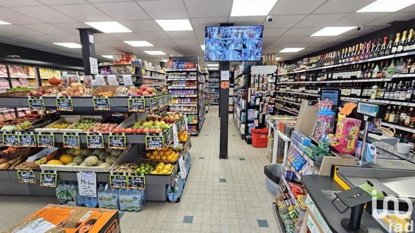 Boutique/Local commercial à vendre 150 m² Lardy