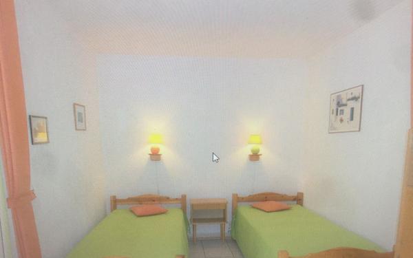 Maison à vendre    1 pièce • 27 m2 Gréoux-les-Bains