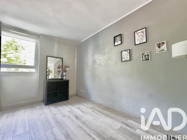 Appartement à vendre 5 pièces 79,69 m² Villeneuve-le-Roi