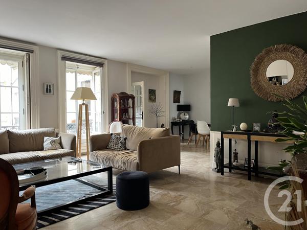 Appartement F4 à vendre  4 pièces - 127,46 m2 LYON - 69002