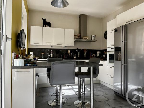 Appartement F4 à vendre  4 pièces - 127,46 m2 LYON - 69002