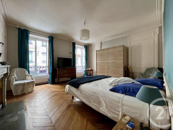 Appartement F4 à vendre  4 pièces - 127,46 m2 LYON - 69002