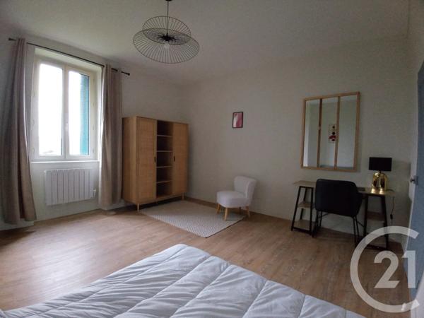 Immeuble à vendre  300 m 2   LIMOGES  - 87