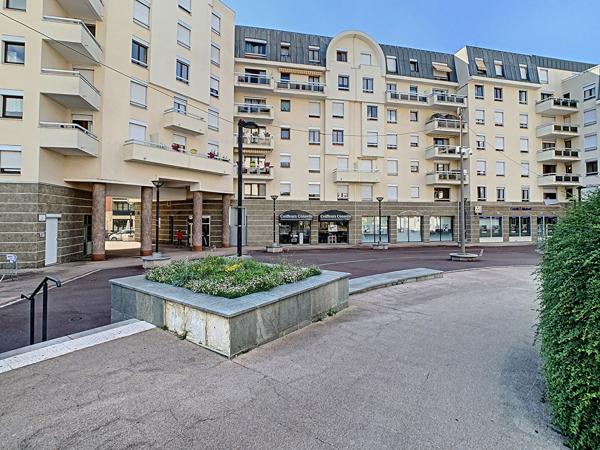 Centre-ville de Franconville - Appartement 2 pièces 40 m2 - avec balcon, cave et ascenseur