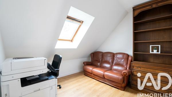 Maison à vendre 9 pièces 143 m² Maurecourt