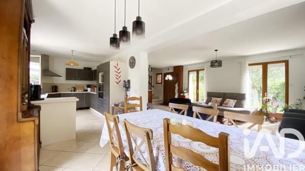 Maison à vendre 9 pièces 143 m² Maurecourt