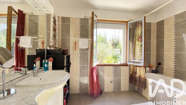 Maison à vendre 9 pièces 143 m² Maurecourt