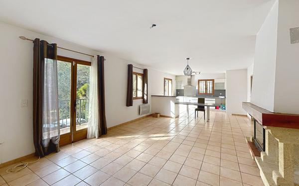 Maison à vendre    4 pièces •  Saint-Paul-de-Vence