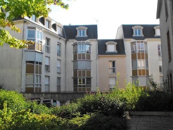 Location appartement Cholet (49300) 2 pièces 45.7m²