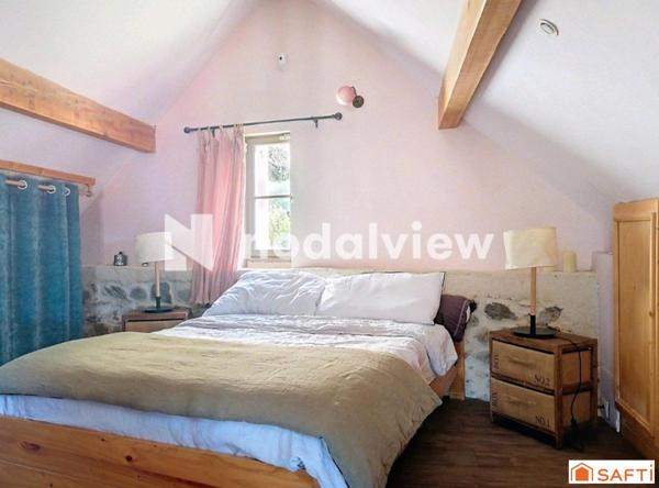 Maison esprit triplex entièrement rénovée! Coup de coeur assuré!