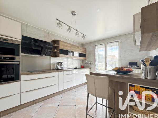 Maison à vendre 5 pièces 106 m² Santeny