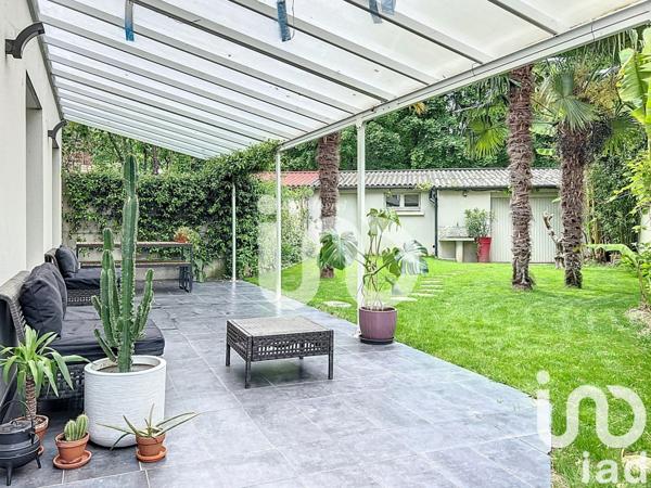 Maison 7 pièces de 138 m² à Le Plessis-Bouchard (95130)