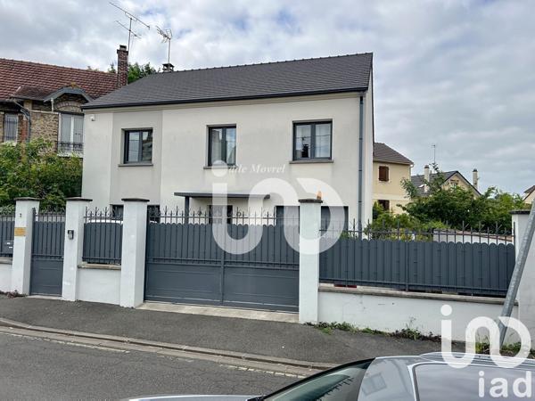 Maison 7 pièces de 138 m² à Le Plessis-Bouchard (95130)